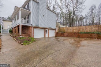 2574 Oak Village Pl NE in Marietta, GA - Building Photo - Building Photo