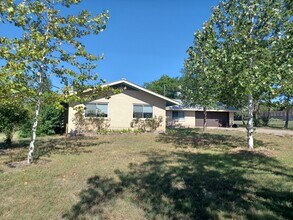 11158 Circle Dr in Austin, TX - Building Photo - Building Photo