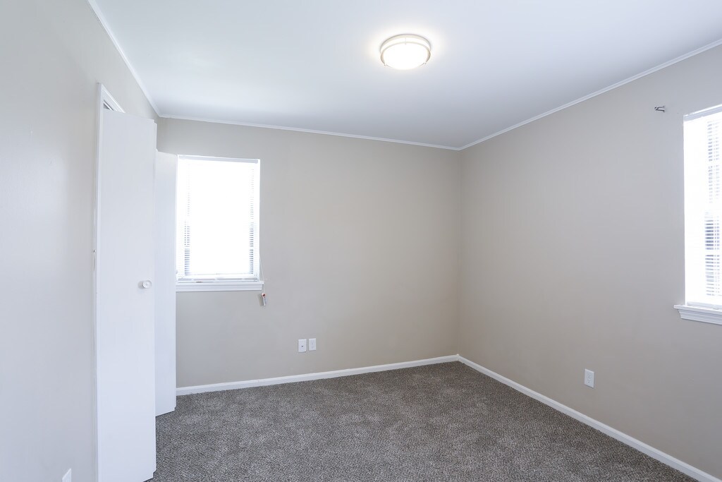 Sandstone Apartments in Wichita, KS