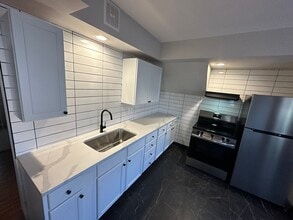 4253 James Ave N, Unit 3 in Minneapolis, MN - Building Photo - Building Photo