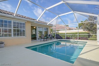 14670 Ferrara Ct in Bonita Springs, FL - Foto de edificio - Building Photo