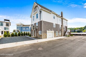10 Via Ripa Wy in Sea Bright, NJ - Building Photo - Building Photo