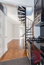 219 E 28th St, Unit 5A in New York, NY - Building Photo - Building Photo