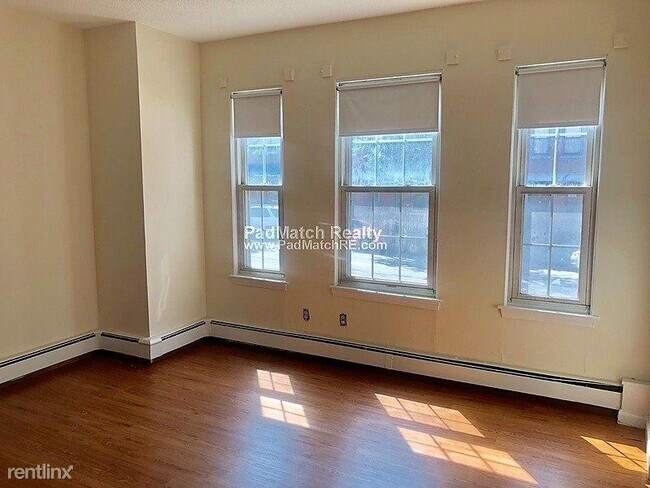 58 S Huntington Ave in Boston, MA - Building Photo - Building Photo