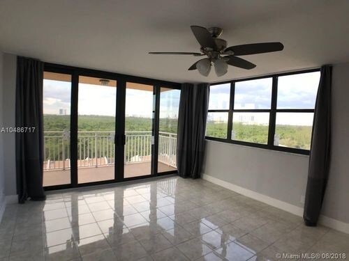 2450 NE 135th St-Unit -9B in North Miami, FL - Building Photo