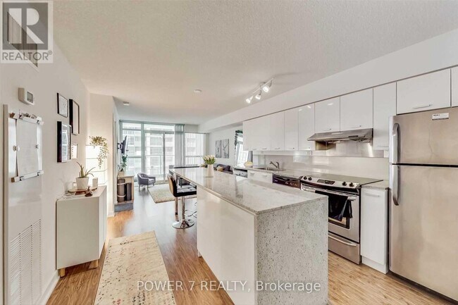property at 15 Singer Ct