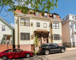 226 Princeton St Apartamentos