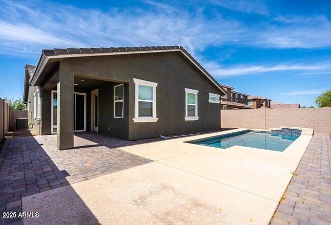 7114 E Olla Ave in Mesa, AZ - Foto de edificio - Building Photo