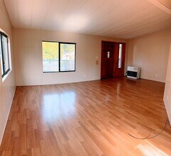 3635 Locust St in Clearlake, CA - Building Photo - Building Photo