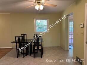 154 Garland St in Waynesville, NC - Foto de edificio - Building Photo