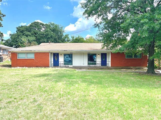 2614 Denison St in Denton, TX - Building Photo