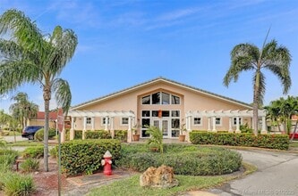 21275 NE 8th Pl-Unit -2 in Miami, FL - Building Photo - Building Photo