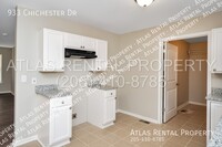 933 Chichester Dr photo'