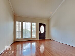 1127 Enclave Square E in Houston, TX - Building Photo - Building Photo