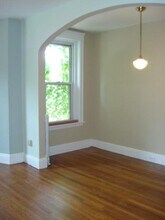 194 St Paul St in Brookline, MA - Building Photo - Building Photo