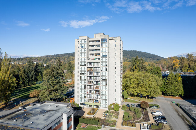 Salishan Court in Burnaby, BC - Building Photo - Building Photo