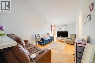 1559 Chateau Ave in Tecumseh, ON - Building Photo - Building Photo