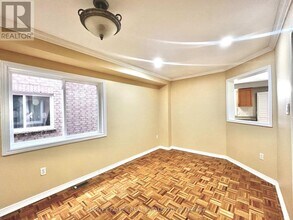 55 Native Landing in Brampton, ON - Building Photo - Building Photo