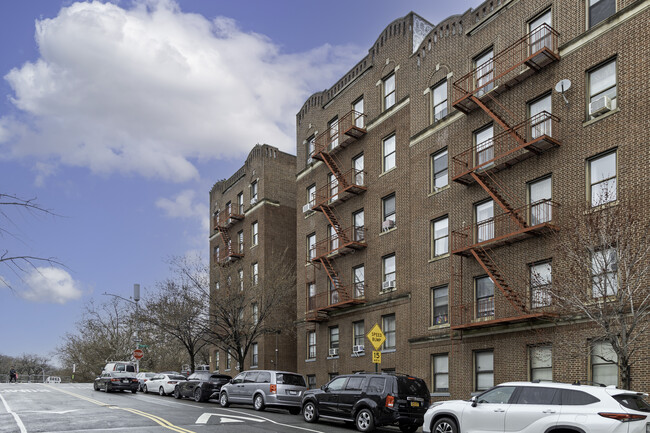 603 Isham St in New York, NY - Building Photo - Building Photo