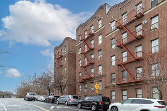 577 Isham Street in New York, NY - Building Photo - Building Photo