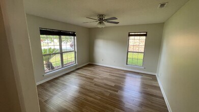 227 Slayton Cir in Hinesville, GA - Building Photo - Building Photo