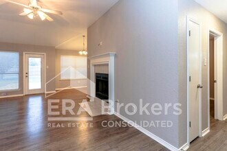 1614 Twisted Oak Dr in Temple, TX - Building Photo - Building Photo