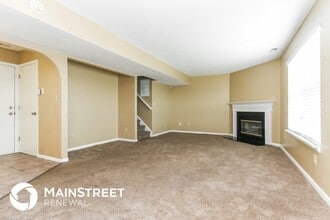 11031 Fall Dr in Indianapolis, IN - Foto de edificio - Building Photo