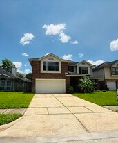 1931 Wildwood Ridge Dr in Missouri City, TX - Building Photo
