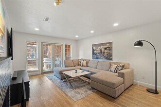 7510 Riverbrook Dr in Dallas, TX - Building Photo - Building Photo