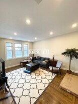 2017 Commonwealth Ave, Unit 5 in Boston, MA - Building Photo