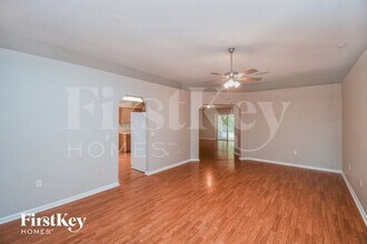 5603 Village Pond Cir in Jacksonville, FL - Building Photo - Building Photo