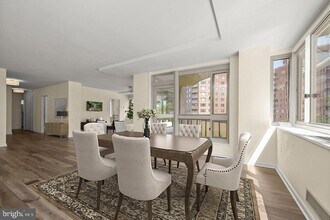 4101 Cathedral Ave NW in Washington, DC - Foto de edificio - Building Photo