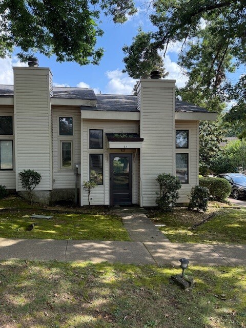 1103 Old Monrovia Rd NW in Huntsville, AL - Building Photo