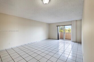 460 E 23rd St in Hialeah, FL - Building Photo - Building Photo