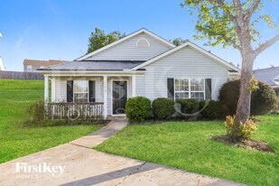 11610 Banyan Ct in Charlotte, NC - Building Photo