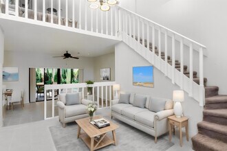 363 W Camino Real in Boca Raton, FL - Building Photo - Building Photo