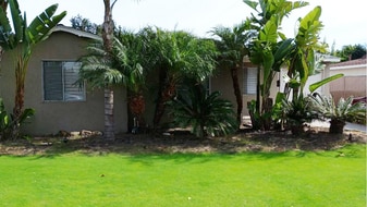 13092 La Pata St in Westminster, CA - Building Photo