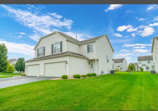 property at 1609 Grove Ct