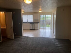 4478 Fergus Ave in Eugene, OR - Building Photo - Building Photo