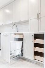 10715 Park Village Pl, Unit A in Dallas, TX - Building Photo - Building Photo