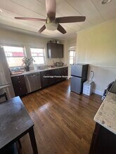 119 Burget Ave, Unit 2 in Medford, MA - Building Photo - Building Photo