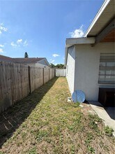 600 6th Ave SE in Largo, FL - Building Photo - Building Photo