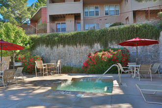 The Pointe Apartments in El Paso, TX - Foto de edificio - Other