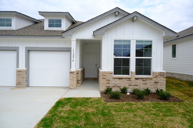 1129 Stone Vly Rd, Unit B in Temple, TX - Foto de edificio - Building Photo