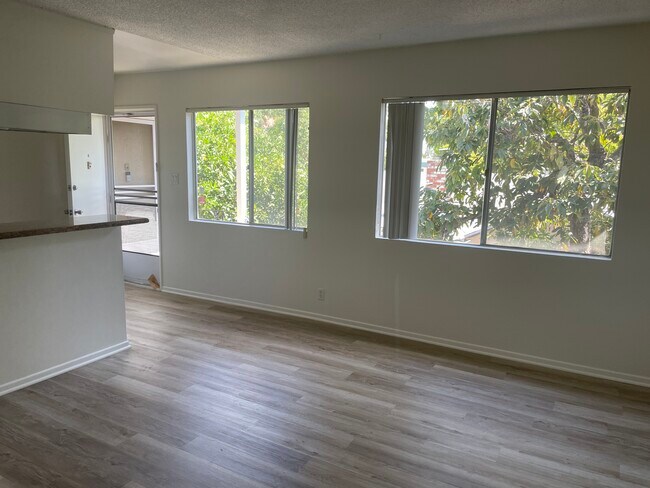 833 N Cordova St in Burbank, CA - Building Photo - Building Photo