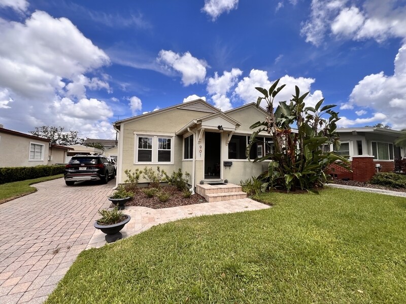 901 W Princeton St in Orlando, FL - Building Photo