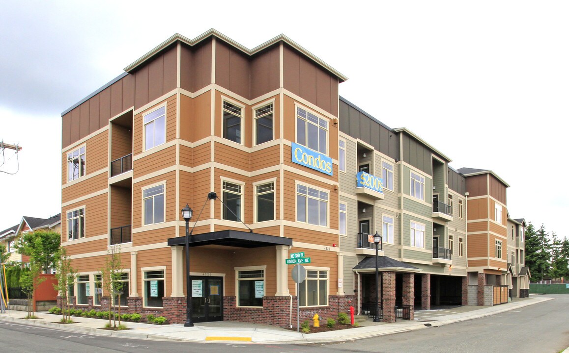 Galloway at the Highlands 1 in Renton, WA - Foto de edificio