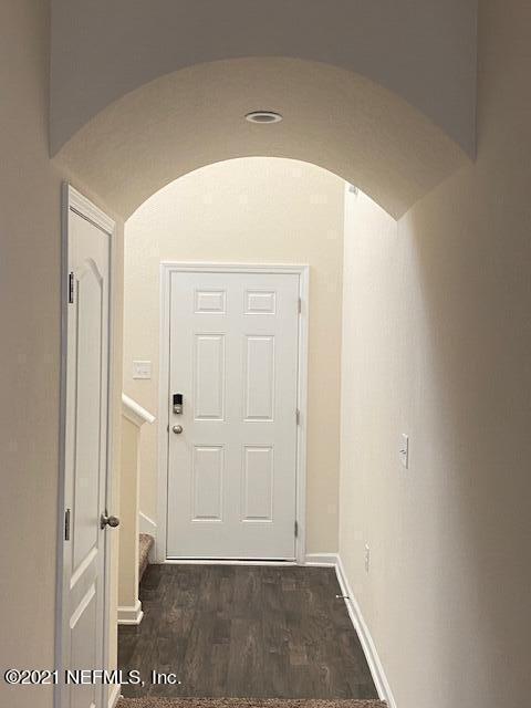 8333 Cape Fox Dr in Jacksonville, FL - Building Photo - Building Photo