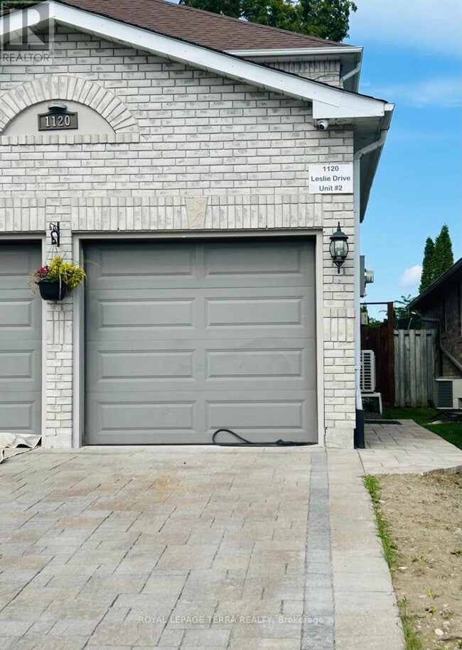property at 1120 Leslie Dr