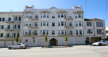 2715 Cabrillo St in San Francisco, CA - Building Photo - Building Photo